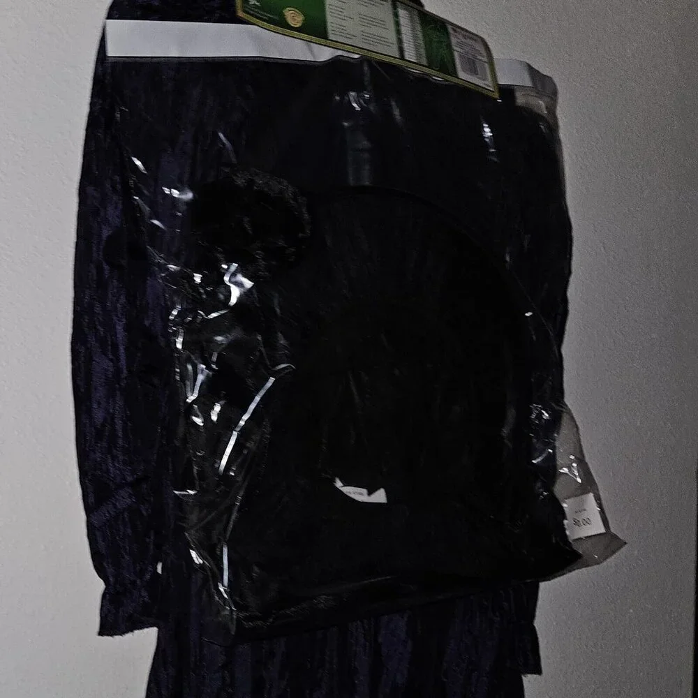 NEW Wicked Elphaba Deluxe Halloween Costume Girls Medium 7-8 Dress Cape Hat